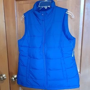 Amazon Essentials Mid-Weight Puffer Fleece Lined Vest